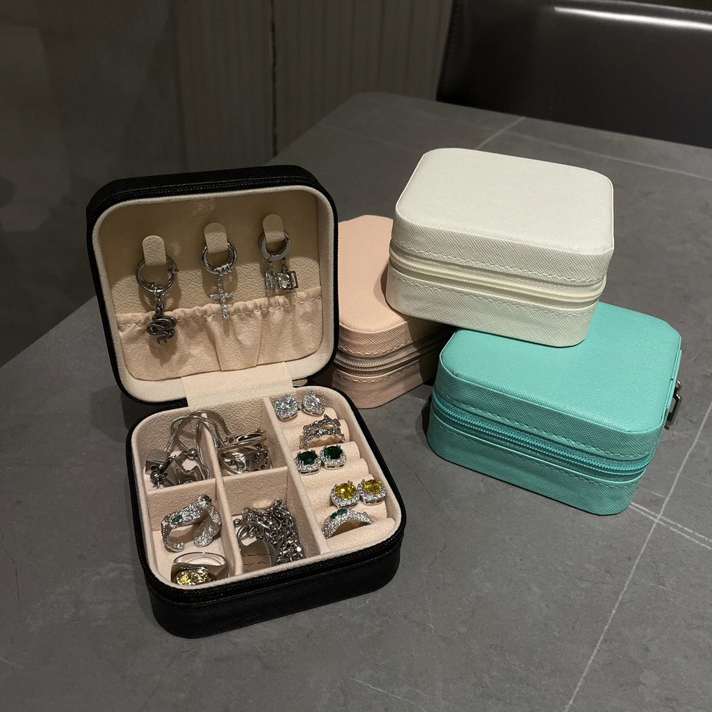 Travelers Portable Jewelry Box