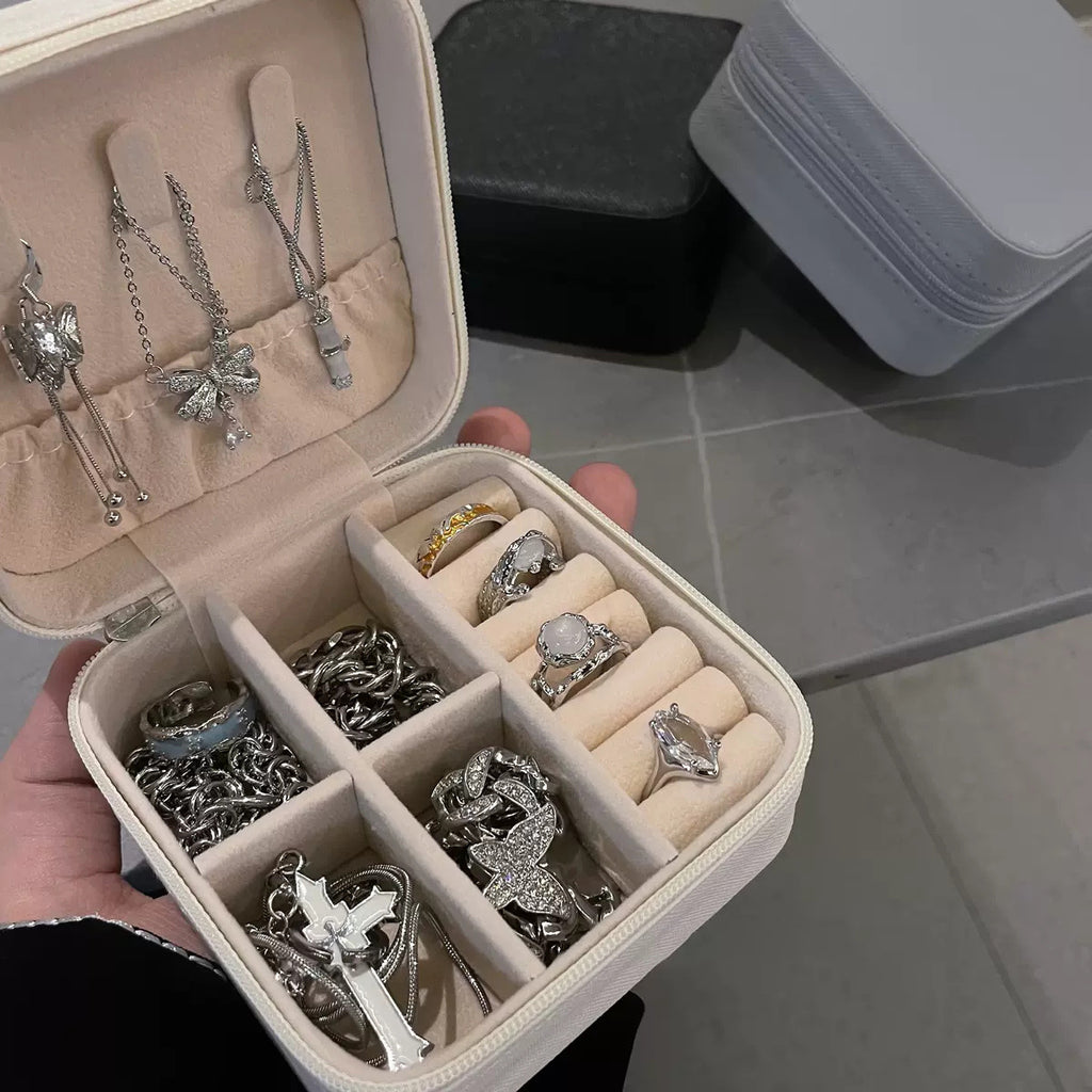 Travelers Portable Jewelry Box